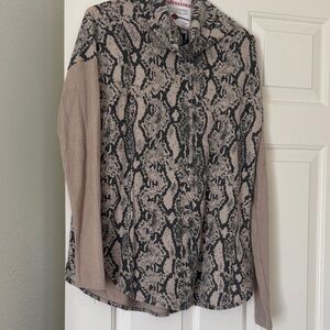 Sweet Romeo Turtleneck Snake Print Sweater - Black and Tan